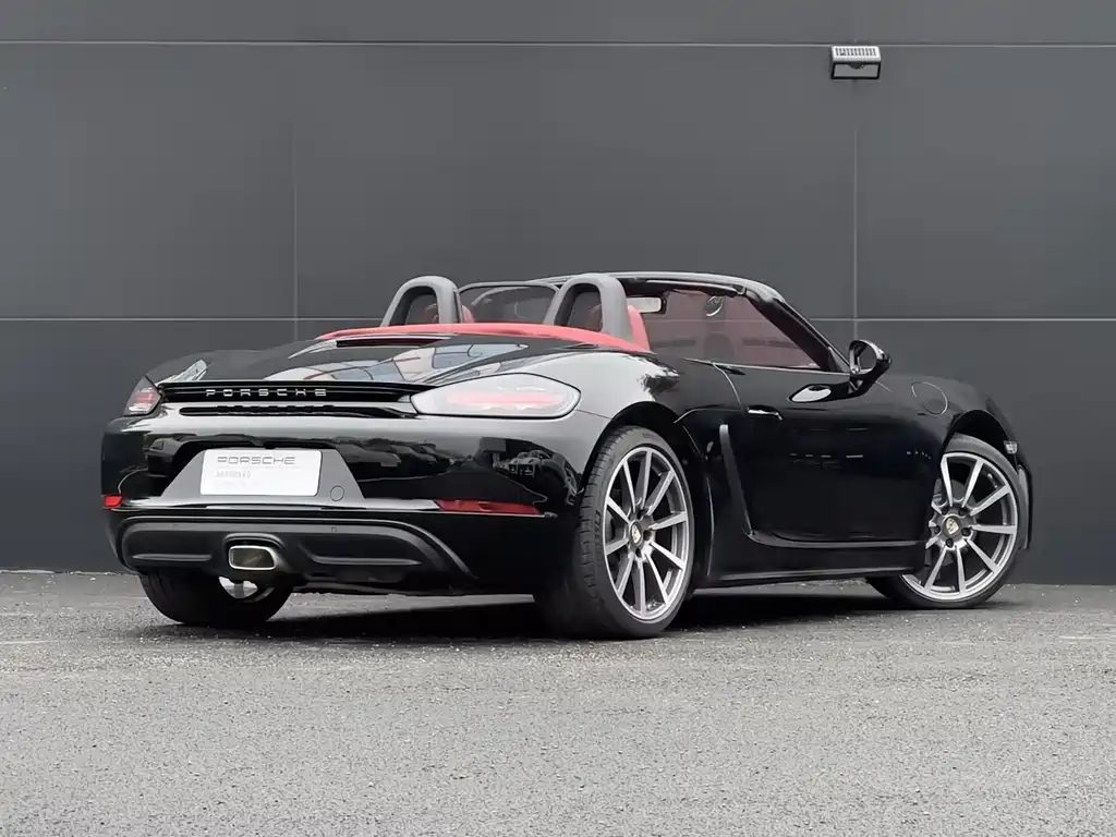 Porsche 718 2023 Boxster 2.0T