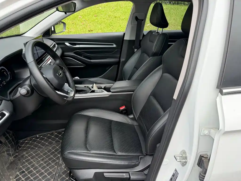 Geely Emgrand — миниатюра 8