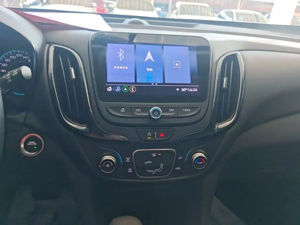 Chevrolet Equinox — миниатюра 13