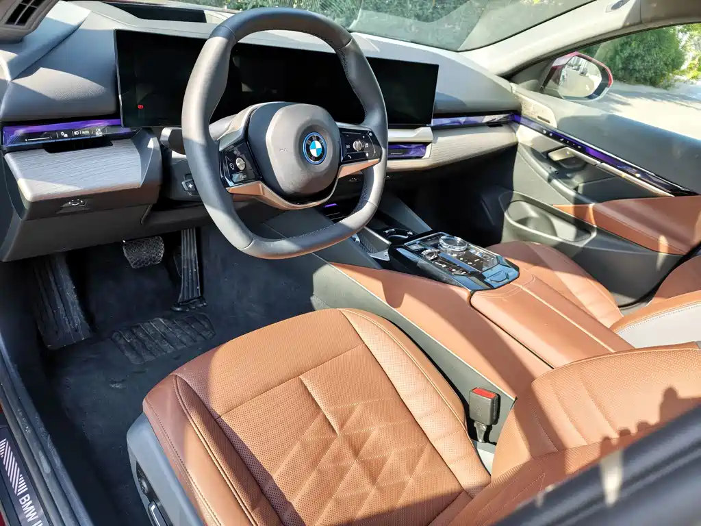BMW i5 2024 eDrive 35L Premium Luxury