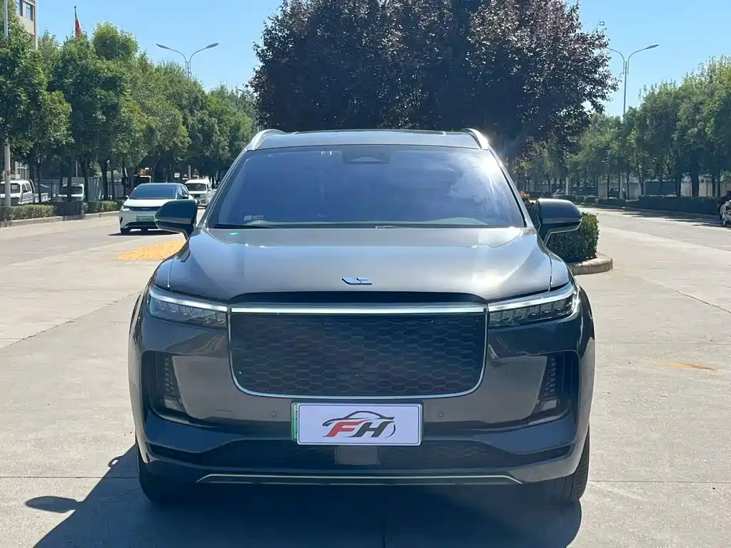 Li Auto Li ONE — миниатюра 2