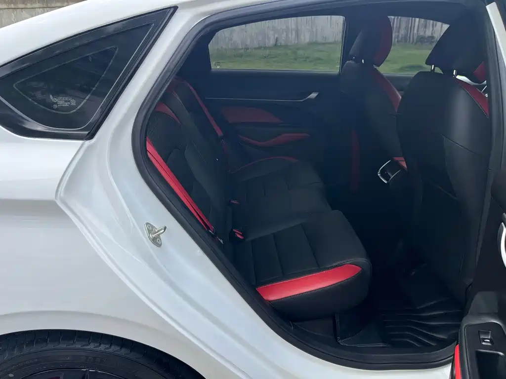 Geely Binrui — миниатюра 12