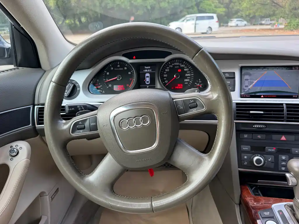 Audi A6L — миниатюра 7
