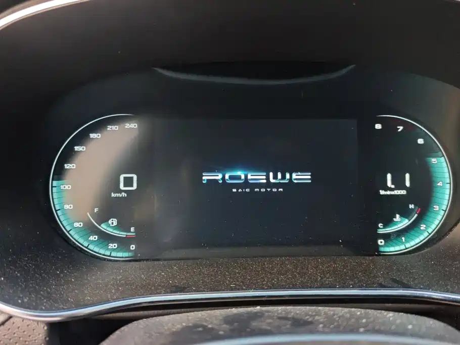 Roewe RX5 MAX — миниатюра 14