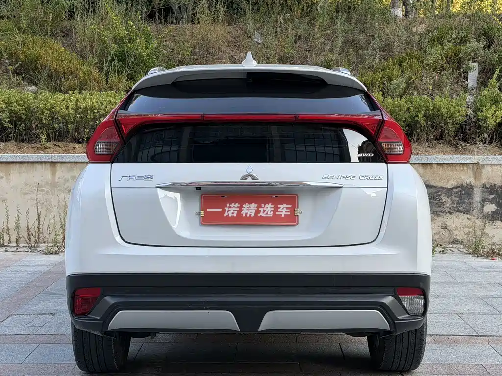 Mitsubishi Eclipse Cross — миниатюра 4