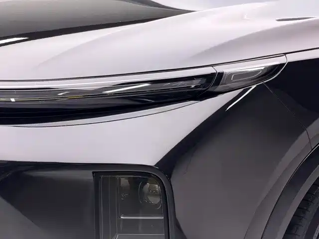 Li Auto Li L8 — миниатюра 15
