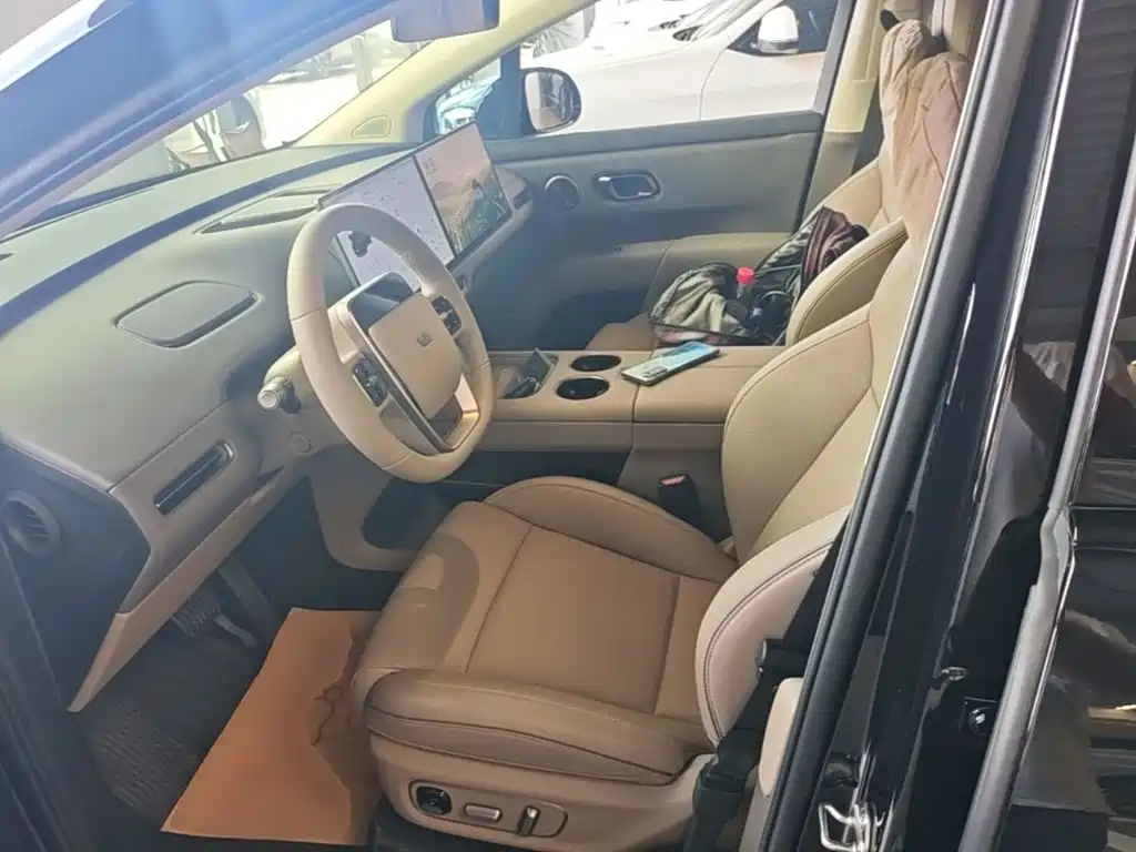 Li Auto Li i8 — миниатюра 15