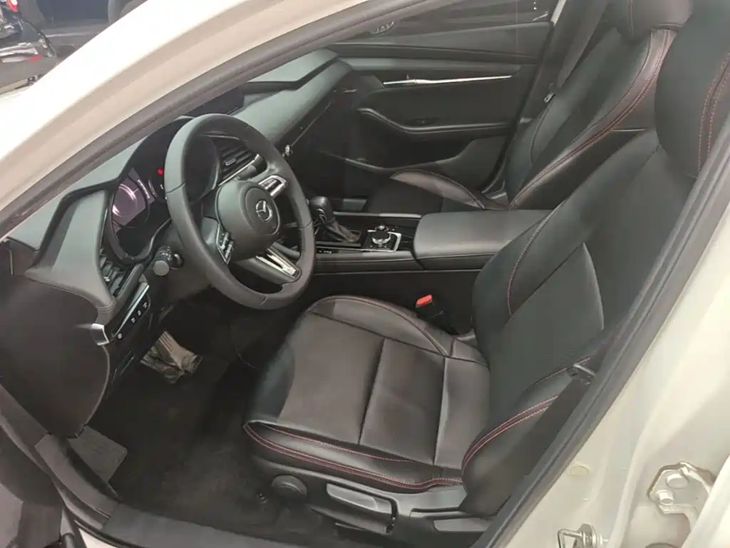 Mazda 3 Axela — миниатюра 15