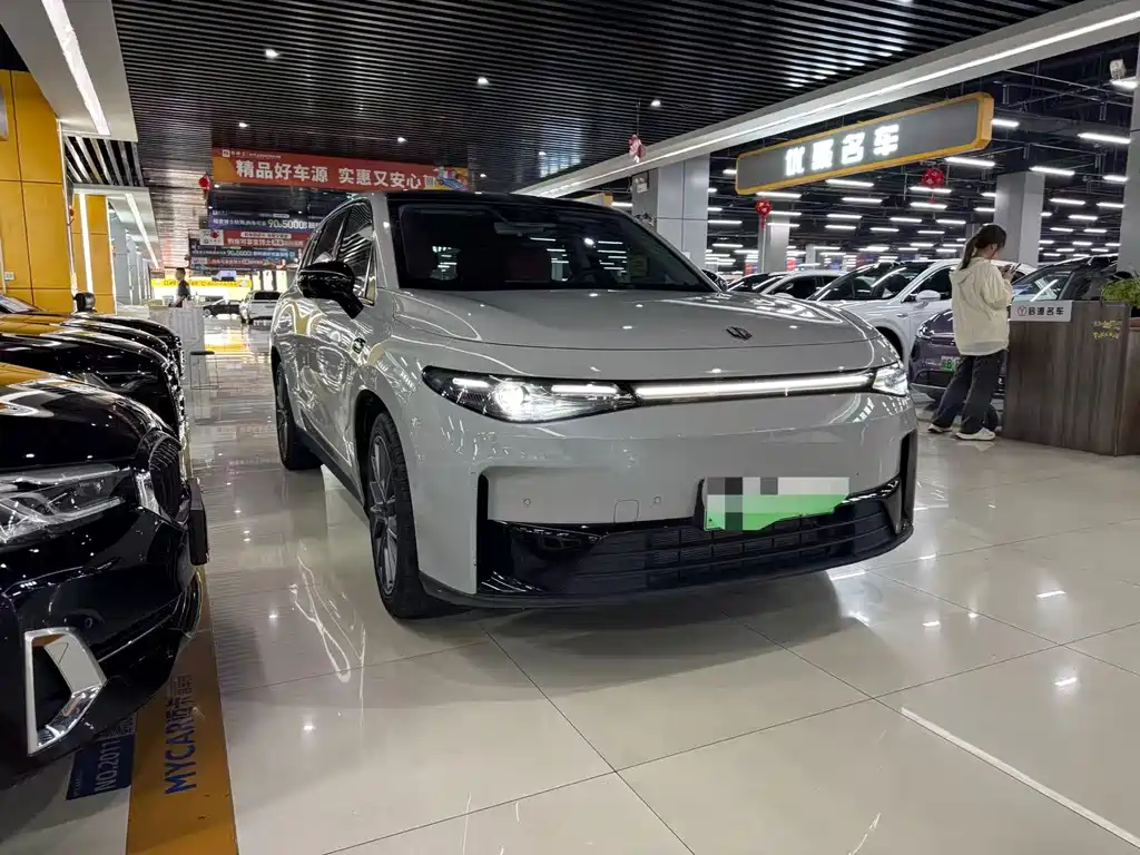 2024 Leapmotor C10 - zdjęcie 1 z 9