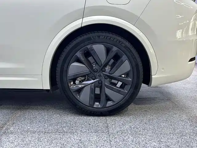 Li Auto Li L7 — миниатюра 3