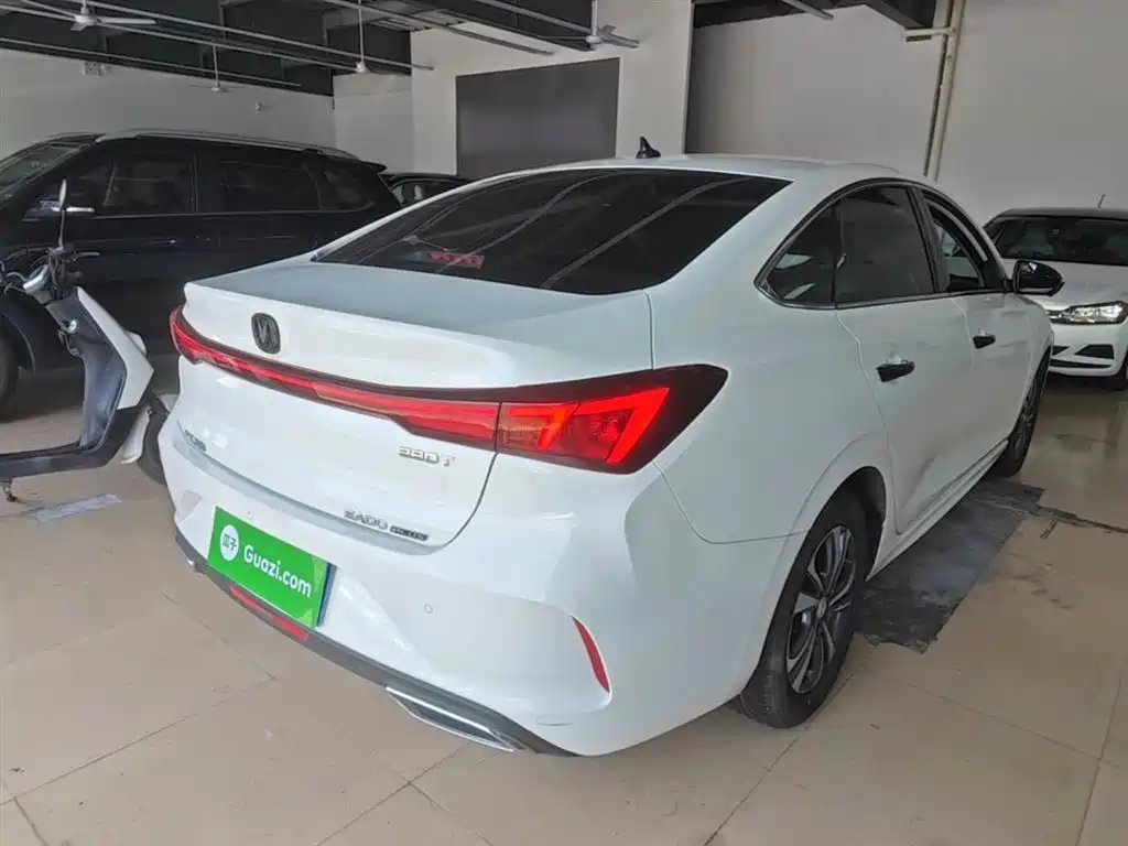 Changan Eado 2023 Enjoy PLUS NE 1.4T GDI DCT Luxury