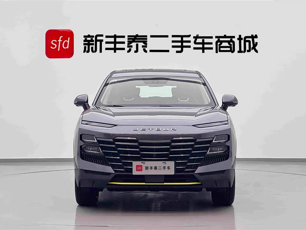 Jetour Jetour Dasheng 1.5 л 2025 г. Серебристо-серый, пробег 21000 км