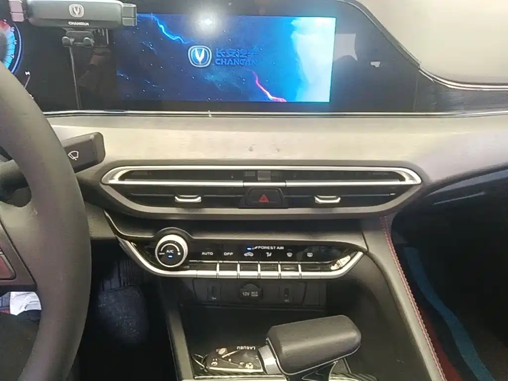 Changan Eado — миниатюра 13