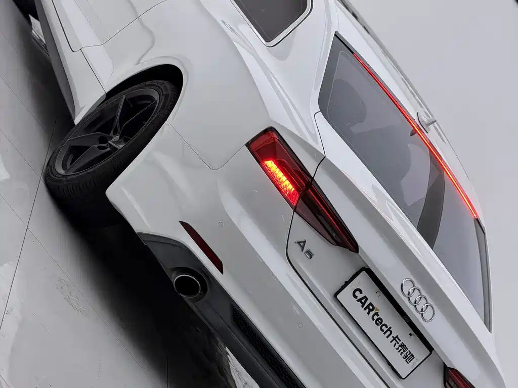 Audi A5 (Import) — миниатюра 14