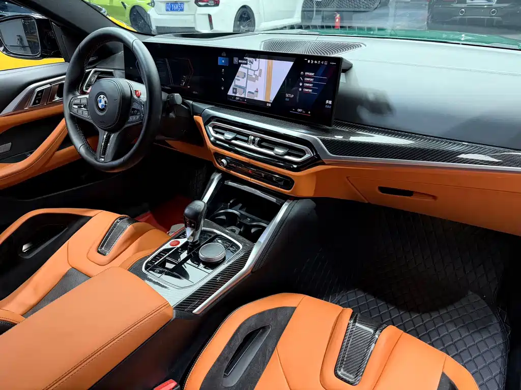 BMW M4 — миниатюра 10