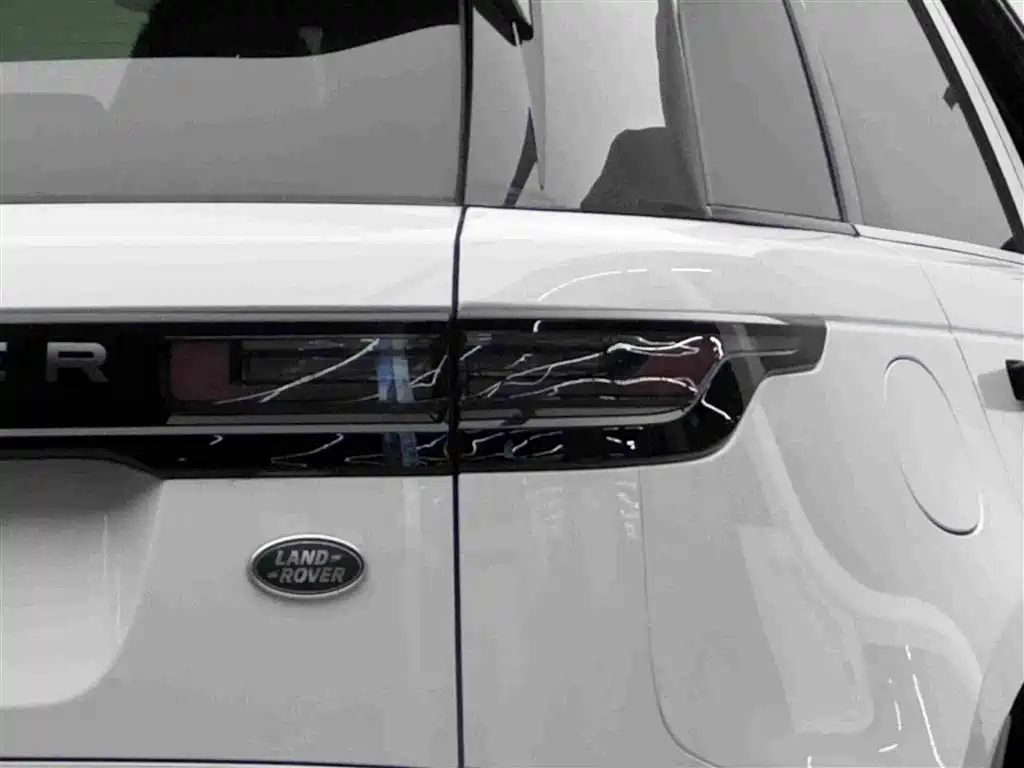 Land Rover Velar — миниатюра 6