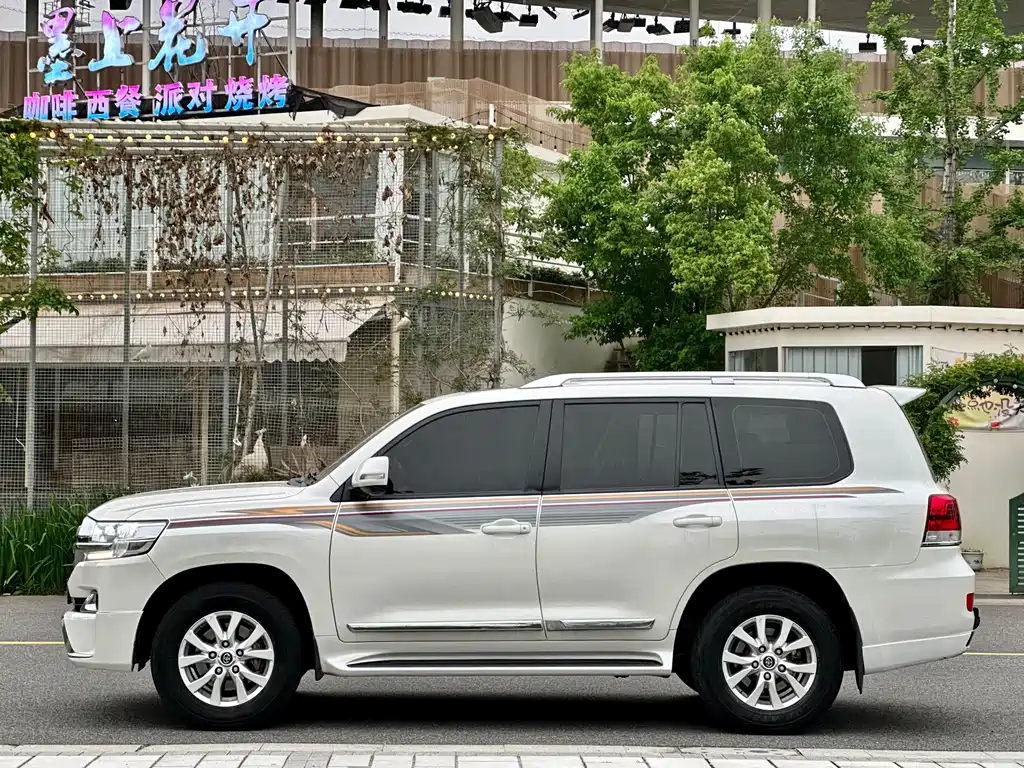 Toyota Land Cruiser 2019 4.0L GXR GT Land Cruiser