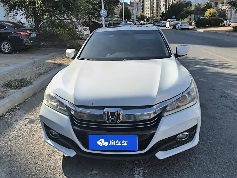Honda Accord — миниатюра 2
