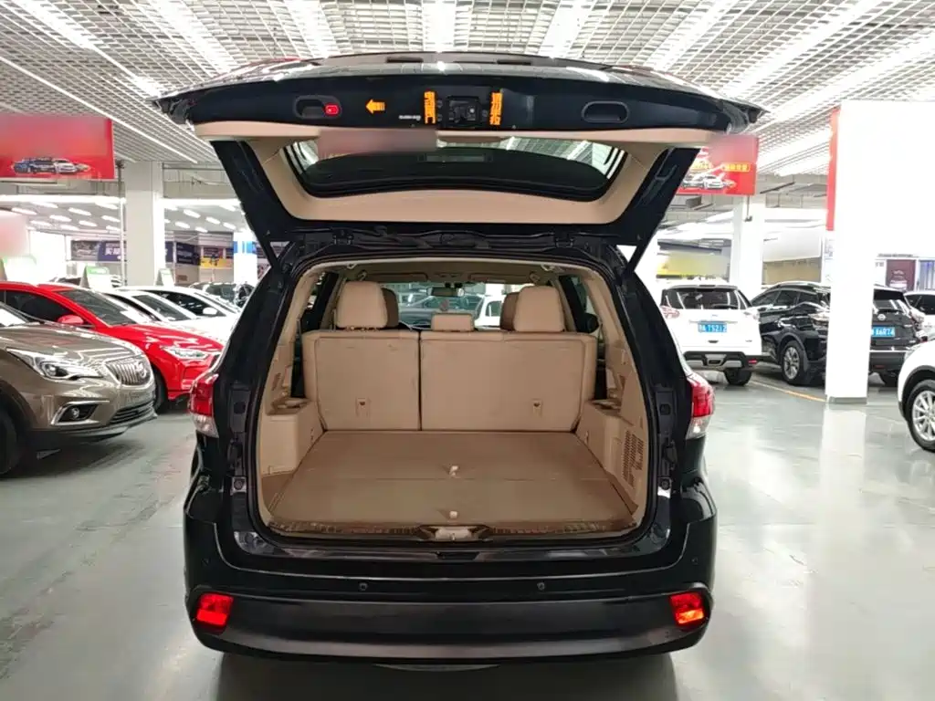 Toyota Highlander — миниатюра 19