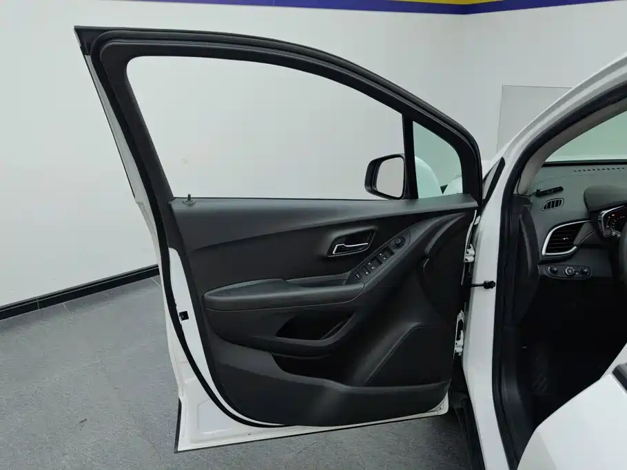 Chevrolet Trax — миниатюра 7