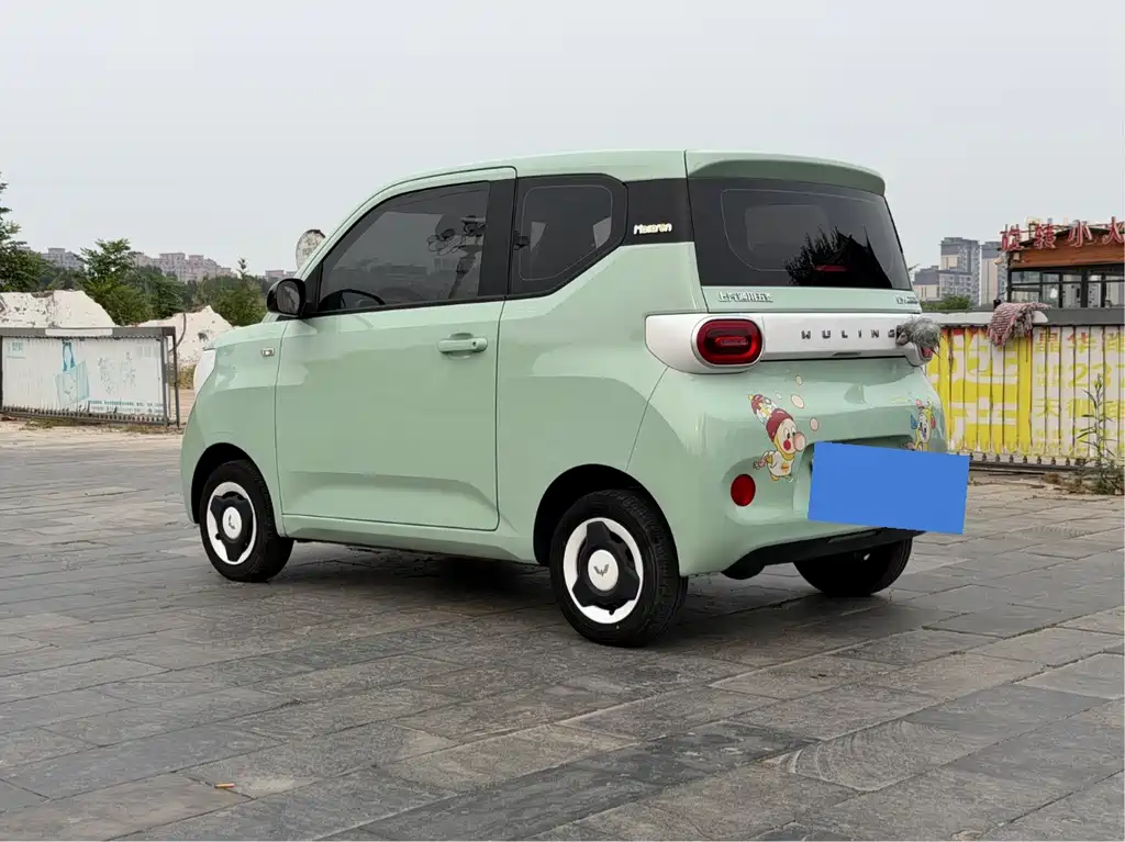 Wuling MINIEV — миниатюра 6