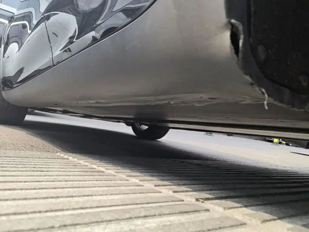 Tesla Model Y — миниатюра 22