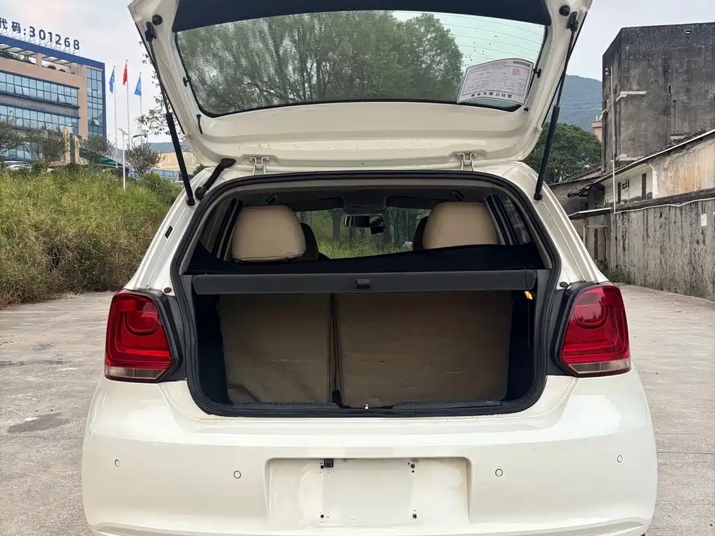 Volkswagen Polo — миниатюра 16