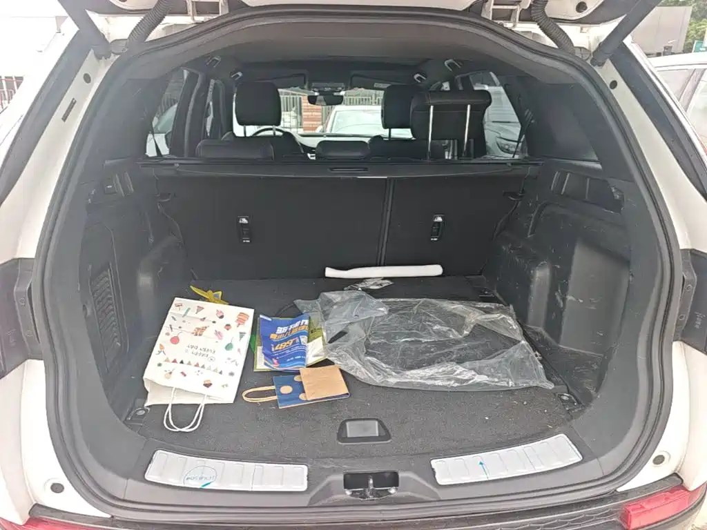 Land Rover Discovery Sport — миниатюра 19