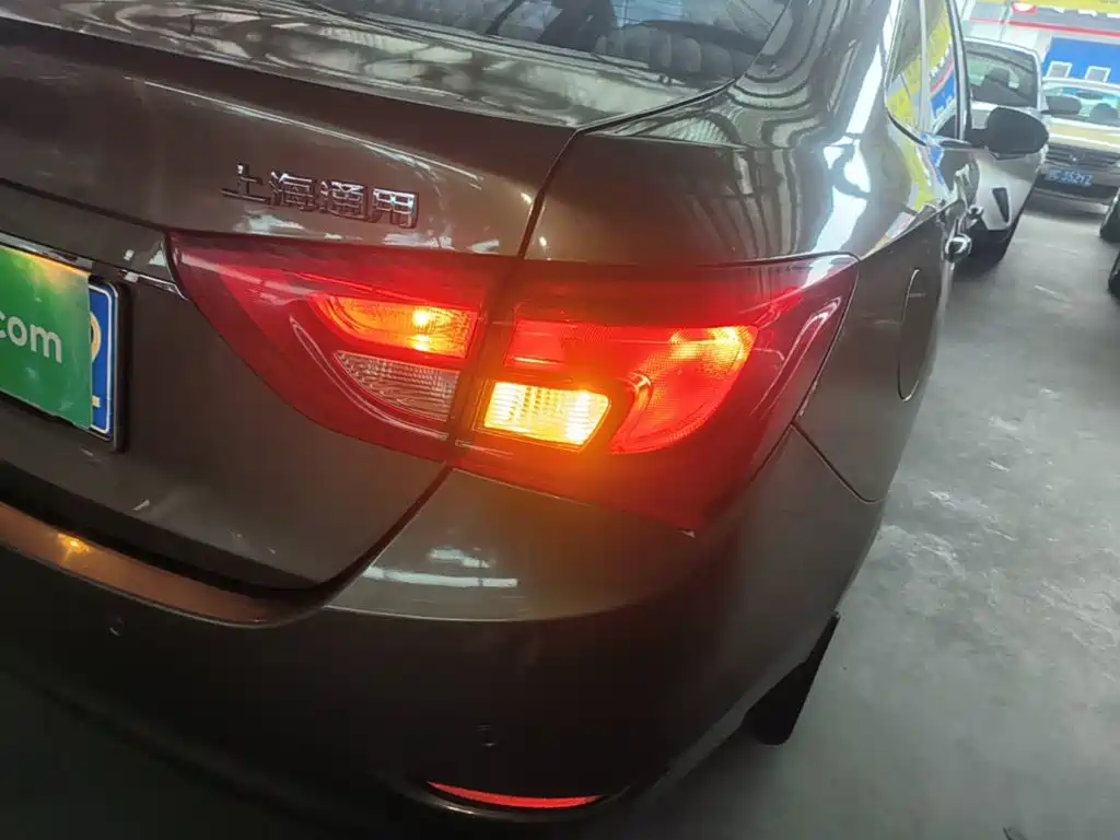 Buick Excelle — миниатюра 8