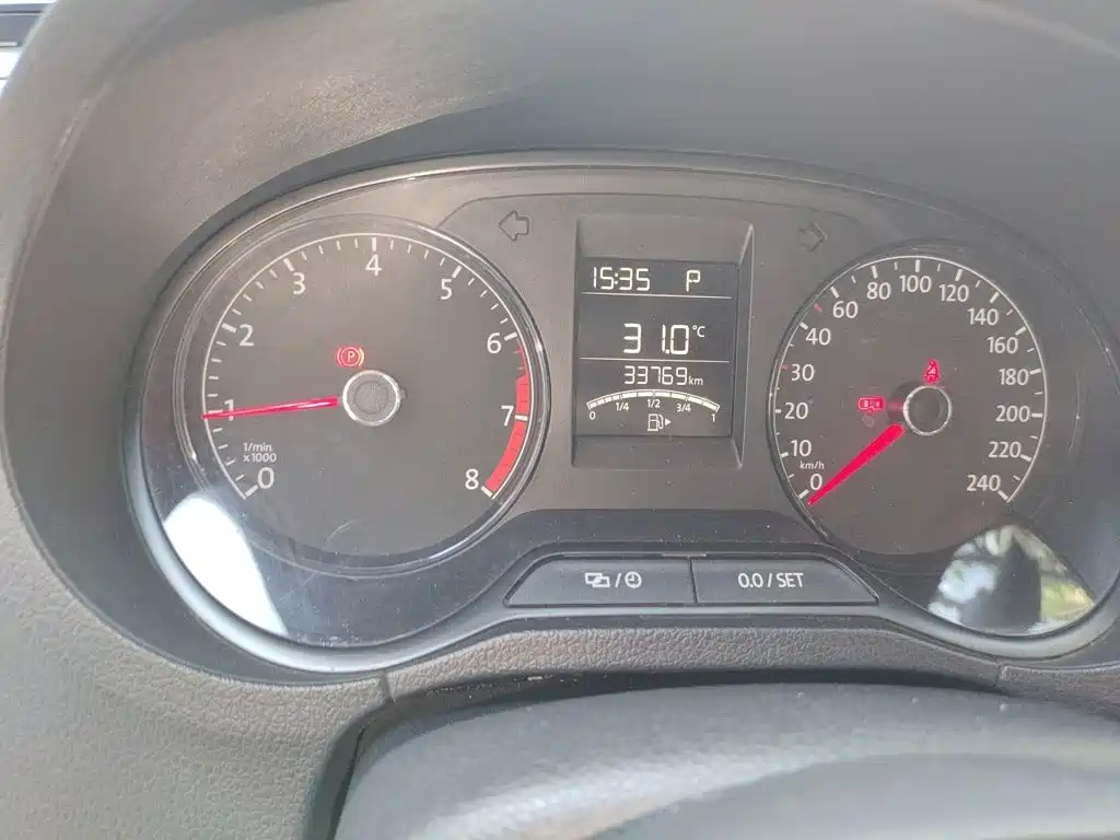 Volkswagen Polo — миниатюра 12