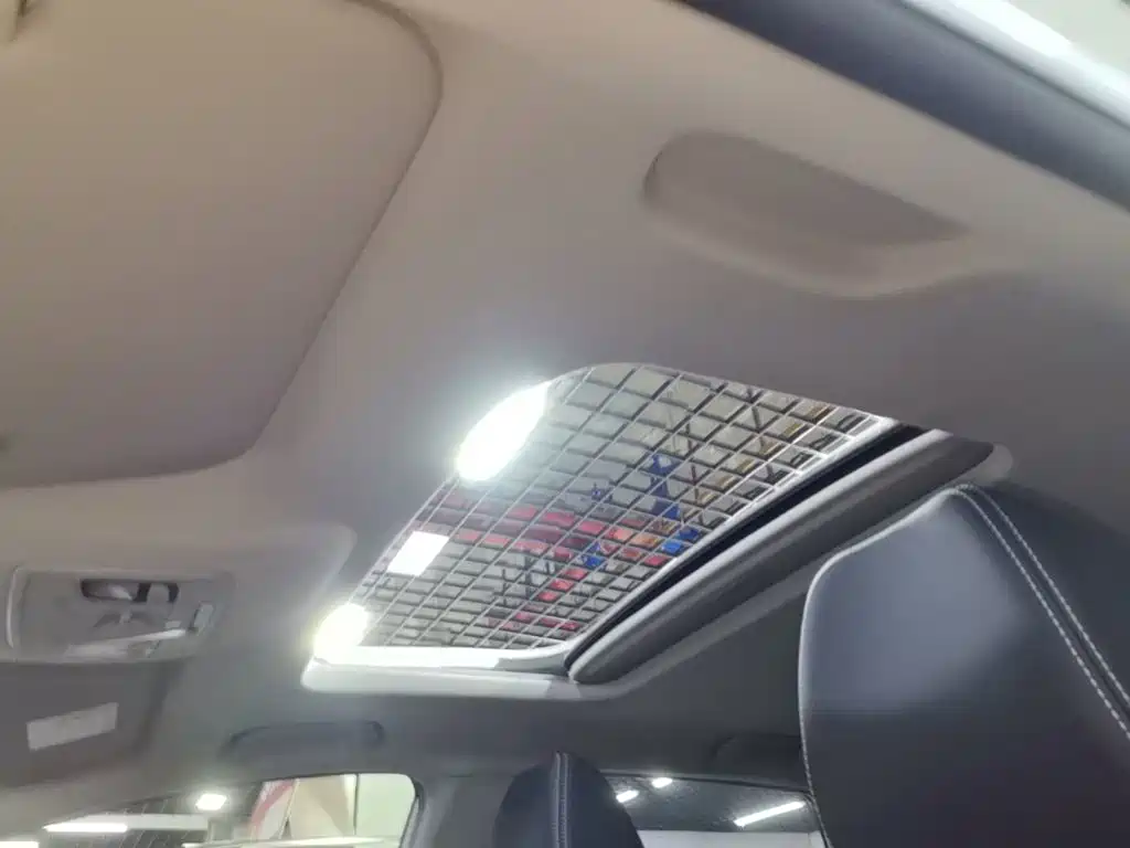 Geely Binyue — миниатюра 18
