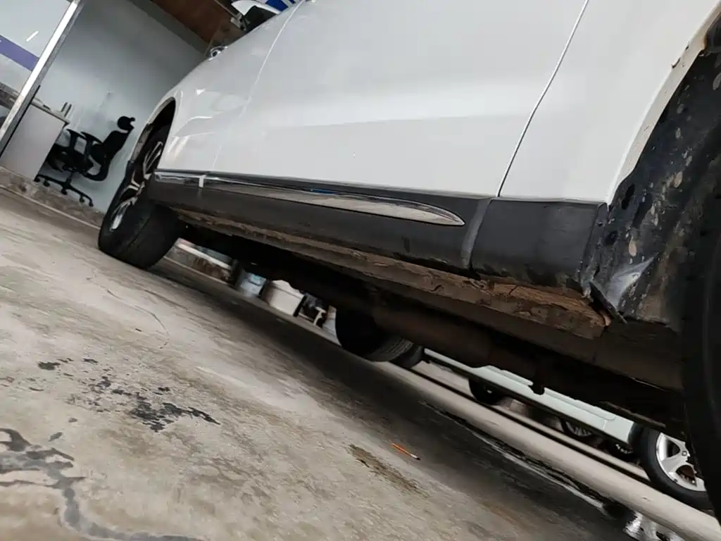 Zotye T600 Coupe — миниатюра 21