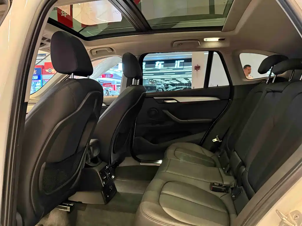 BMW X1 — миниатюра 7