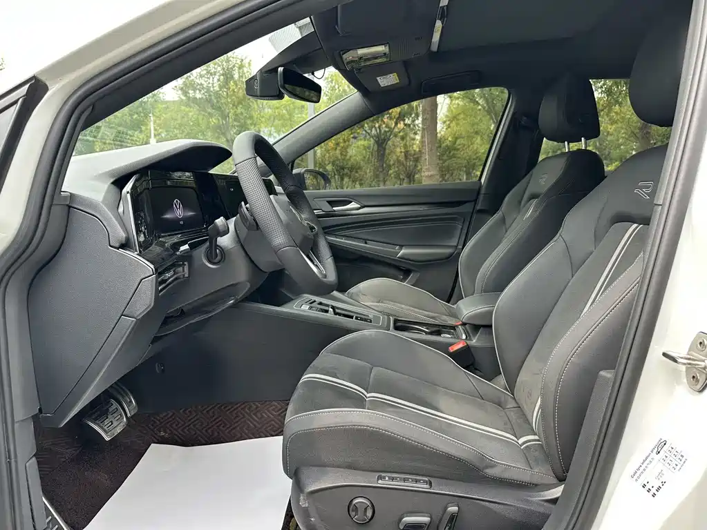 Volkswagen Golf — миниатюра 8