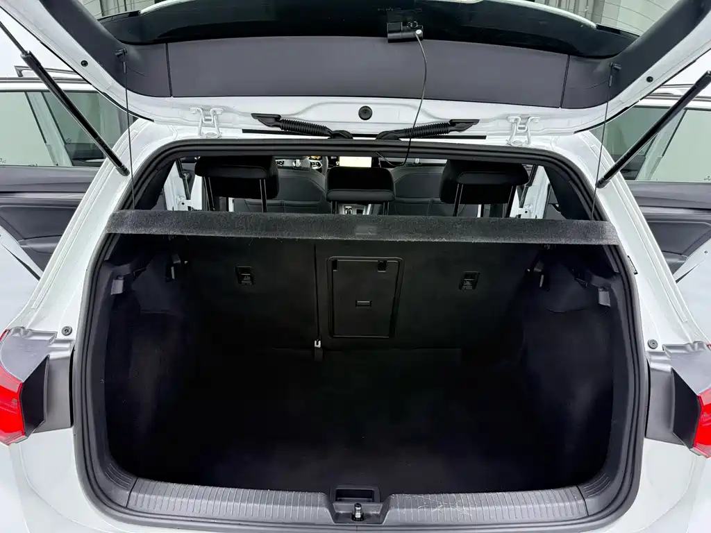Volkswagen Golf — миниатюра 6