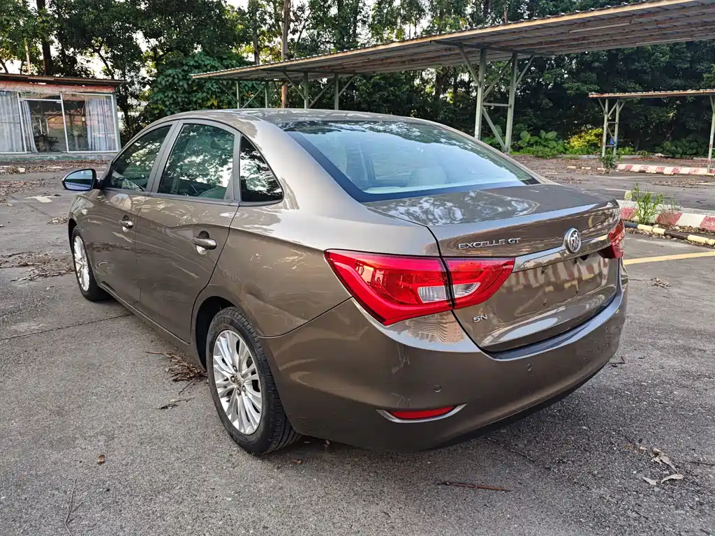 Buick Excelle — миниатюра 4