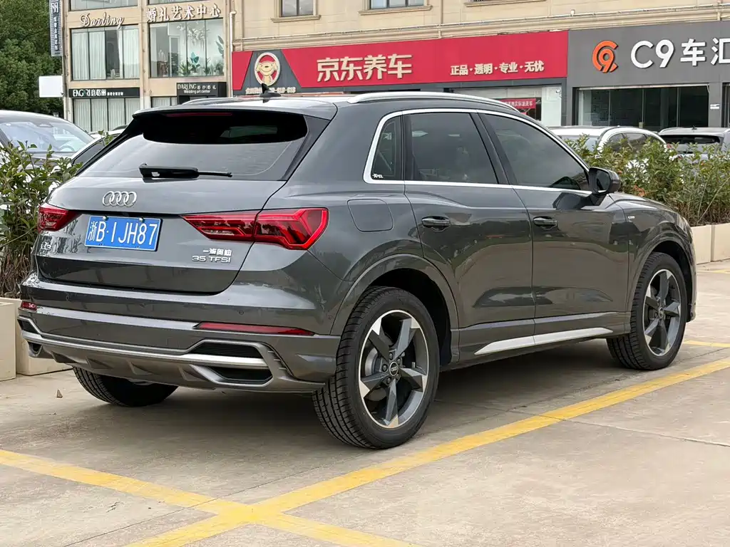 Audi Q3 — миниатюра 5