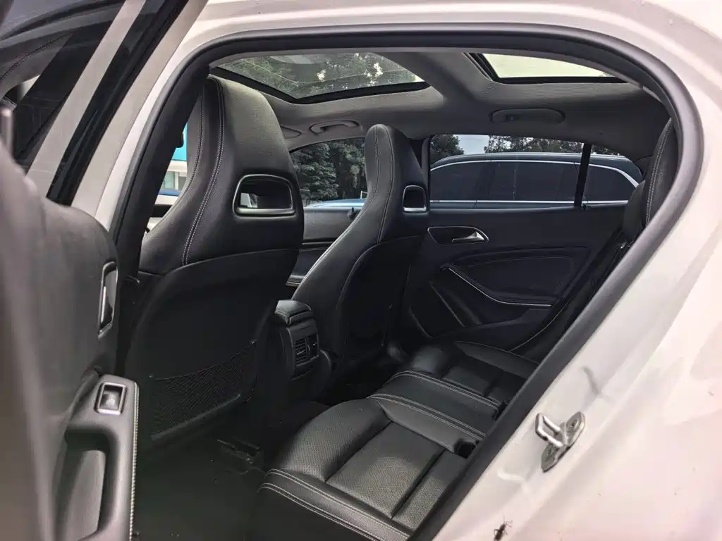 Mercedes-Benz GLA — миниатюра 9