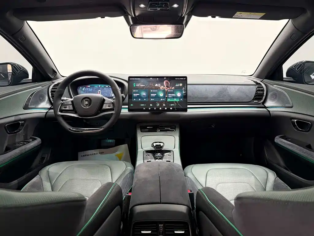BYD Han — миниатюра 6