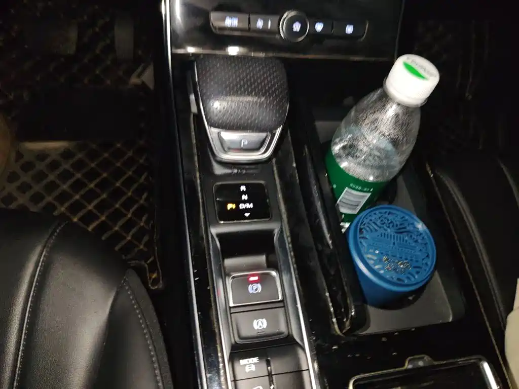Roewe RX5 MAX — миниатюра 15
