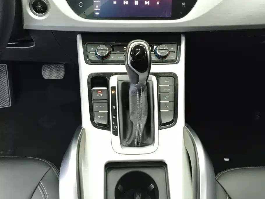 Geely Boyue — миниатюра 16