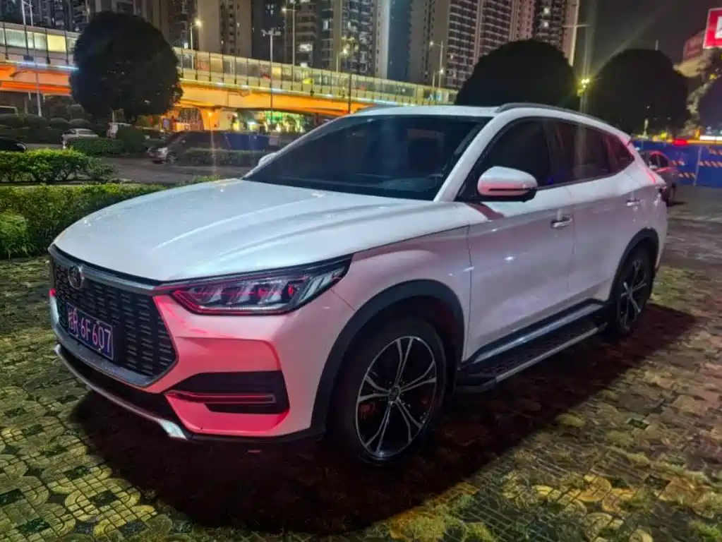 BYD PLUS