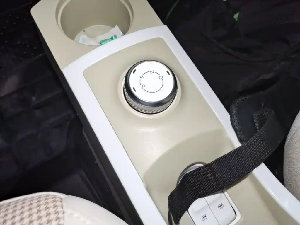 Wuling MINIEV — миниатюра 14