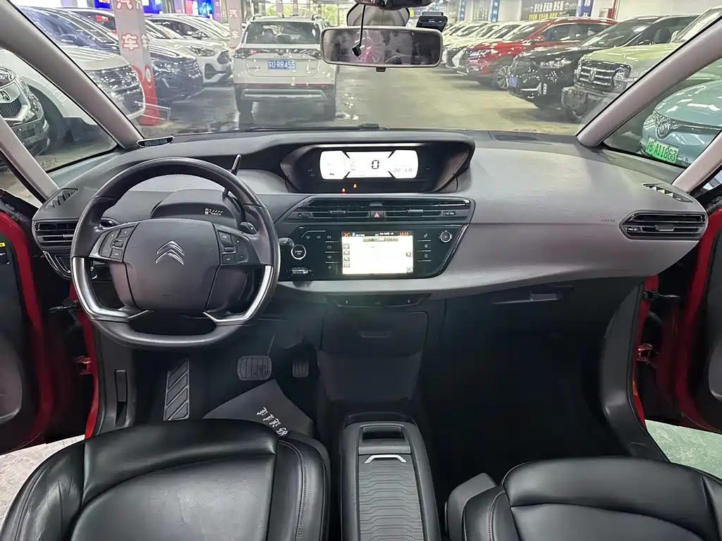 Citroen C4 Picasso — миниатюра 12