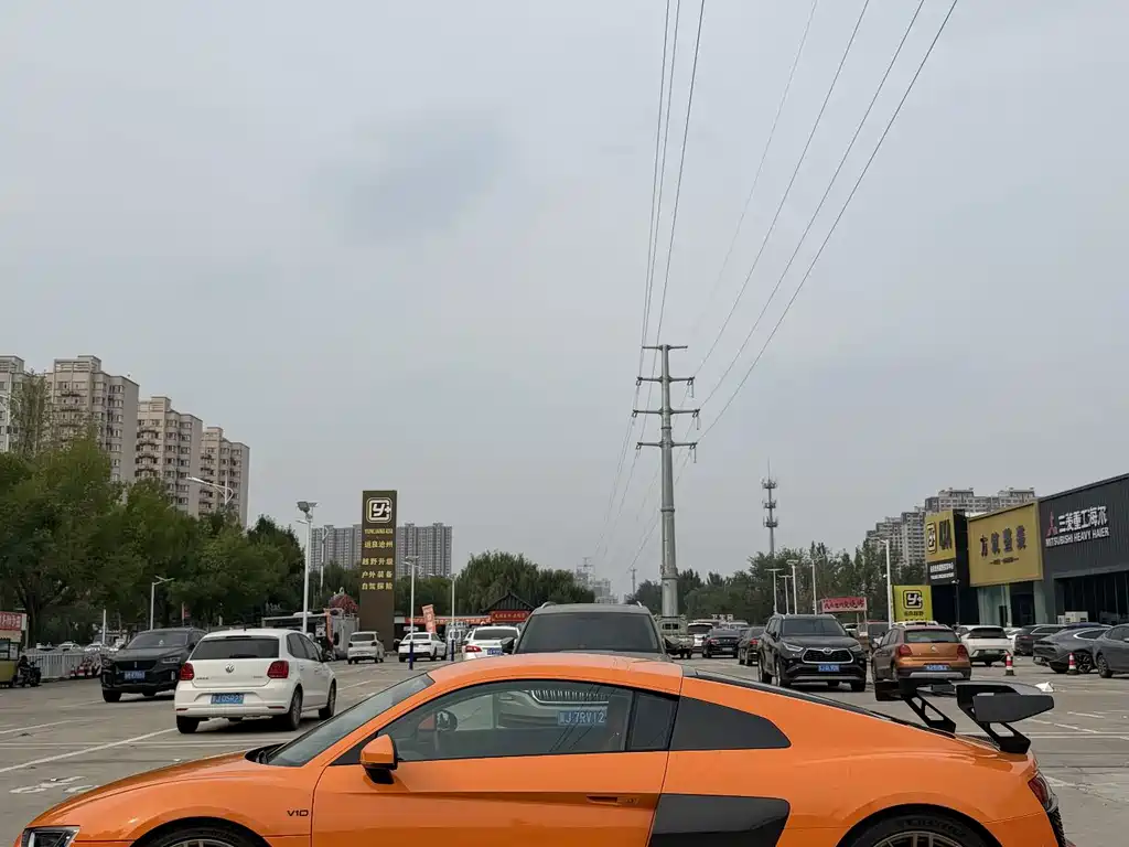 Audi R8 — миниатюра 5