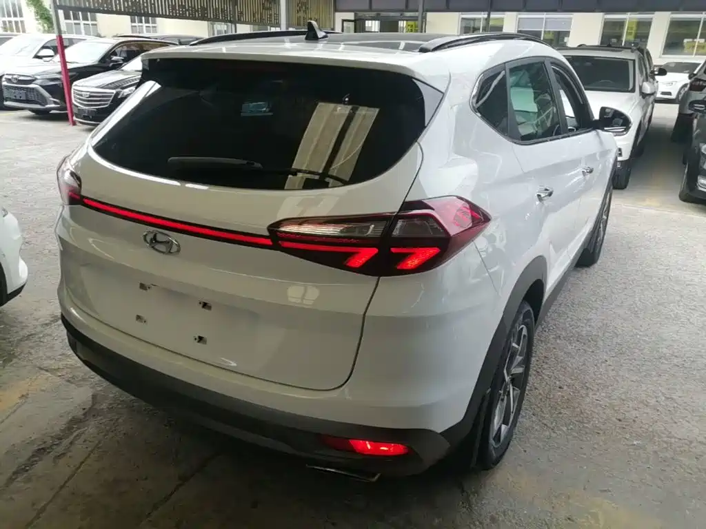 Hyundai Tucson — миниатюра 7