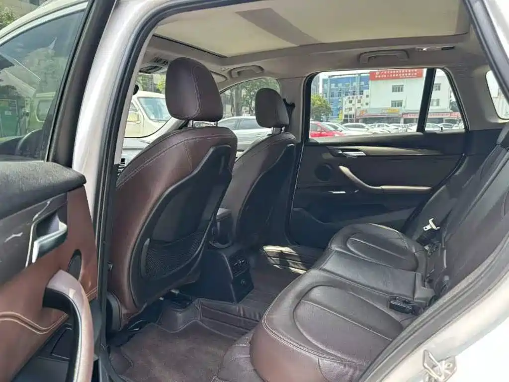 BMW X1 — миниатюра 5