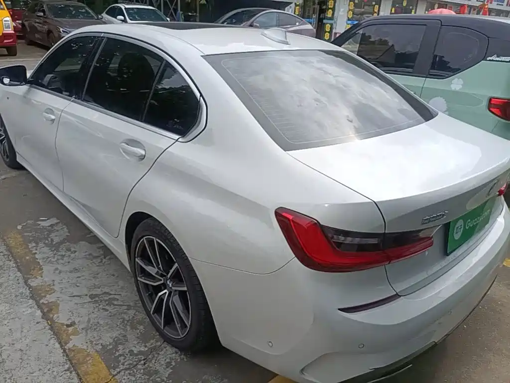 BMW 3 Series — миниатюра 5