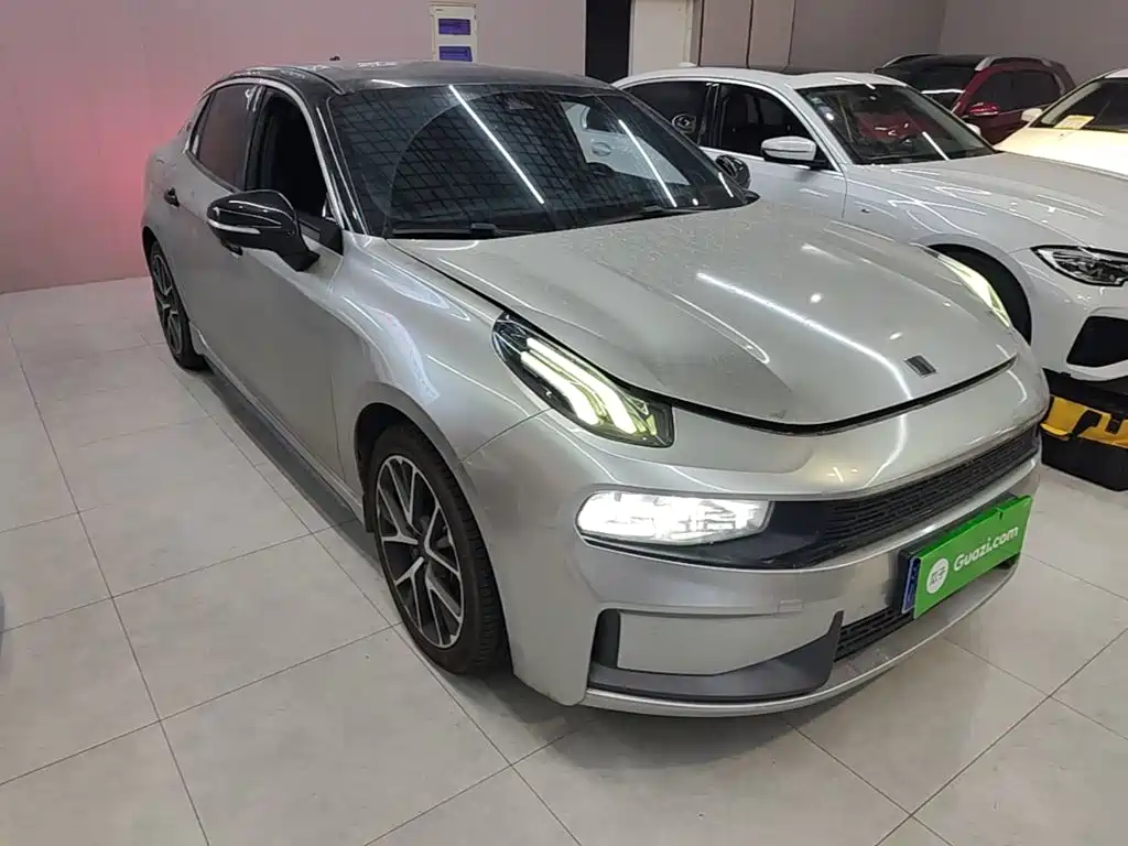 Lynk & Co 03 — миниатюра 4