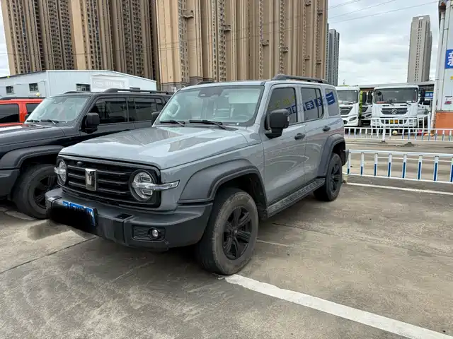 2023 TANK 300